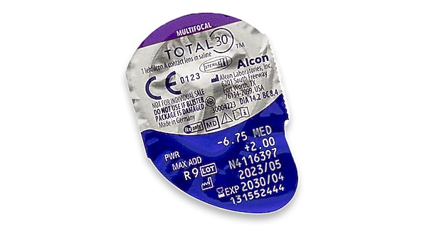 Alcon Contacts Total 30® Multifocal 3