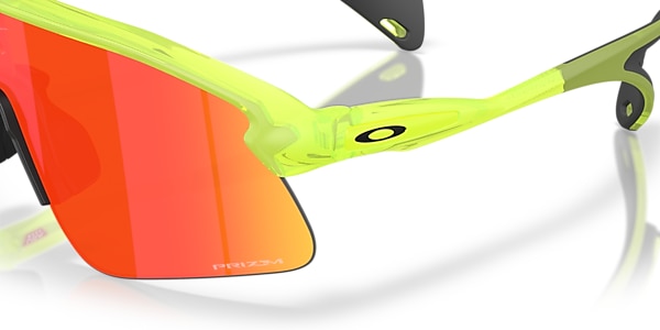 Oakley Sunglasses OO9517 STUNT DEVIL